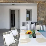 Ultramare Mykonos Beachfront House With 2 Outdoor Tubs Holiday home