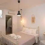 Ultramare Mykonos Beachfront House With 2 Outdoor Tubs Holiday home *