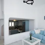 Holiday home Ultramare Mykonos Beachfront House With 2 Outdoor Tubs *
