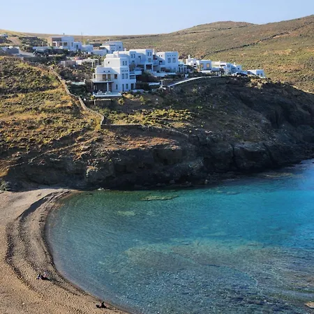 Tatil Evi Ultramare Mykonos Beachfront House With 2 Outdoor Tubs *