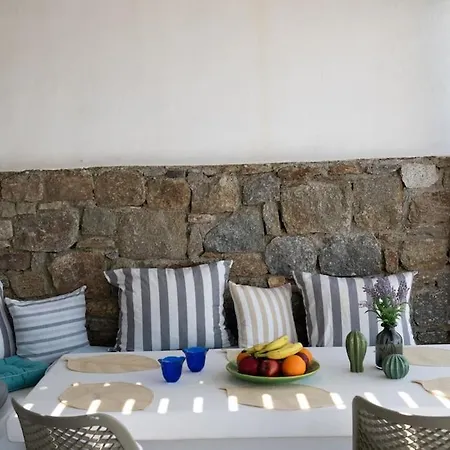 Beachfront House With 2 Hot Tubs * Panormos (Mykonos)