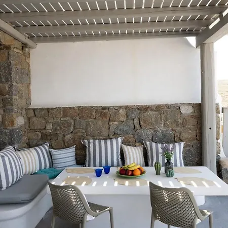 Beachfront House With 2 Hot Tubs