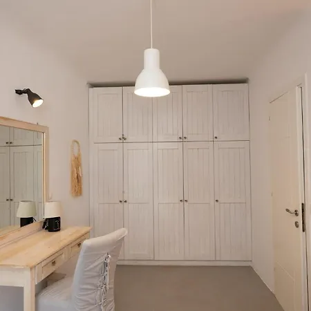 بيت للعطل Ultramare Mykonos Beachfront House With 2 Outdoor Tubs