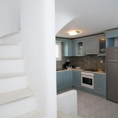 Ultramare Mykonos Beachfront House With 2 Outdoor Tubs بيت للعطل *