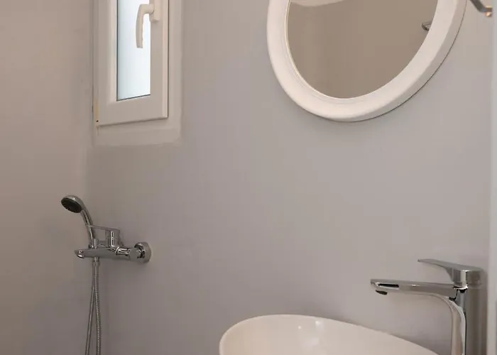 Ultramare Mykonos Beachfront House With 2 Outdoor Tubs Tatil Evi Panormos (Mykonos)